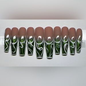 Green chrome ombré with French outline